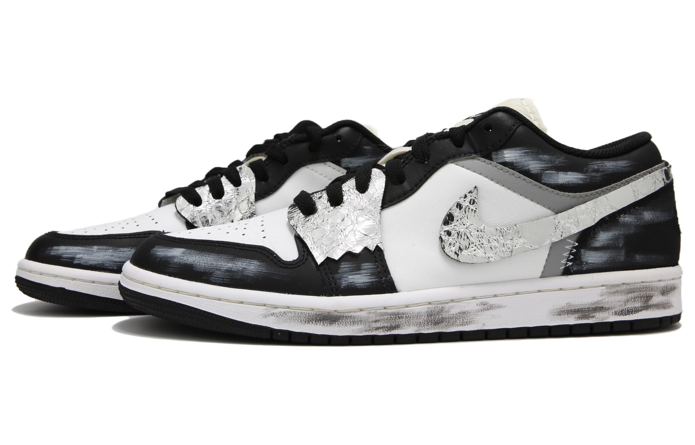 Jordan Air Jordan 1 Slip Resistant Abrasion Resistant Low top Vintage Basketball Shoes Women’s Black