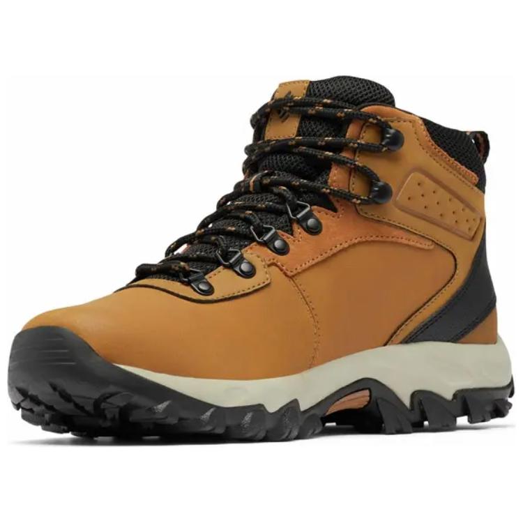 Columbia Hiking Slip Resistant Abrasion Resistant Mid top Hiking Shoes Men’s Khaki