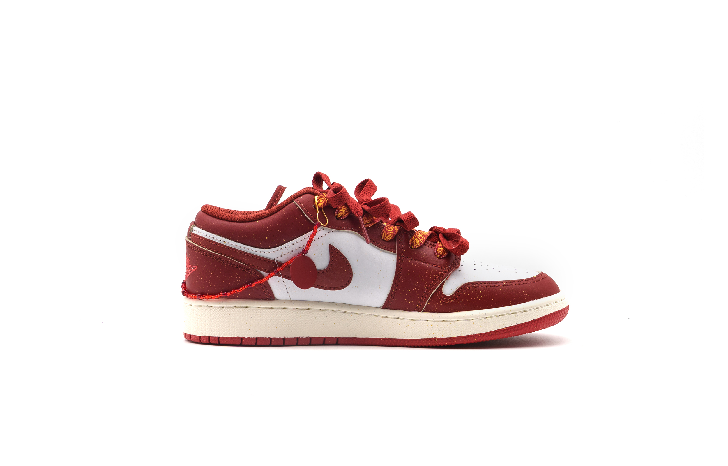 Jordan Air Jordan 1 Cushioning Slip Resistant Abrasion Resistant Low top Vintage Basketball Shoes Women’s Red