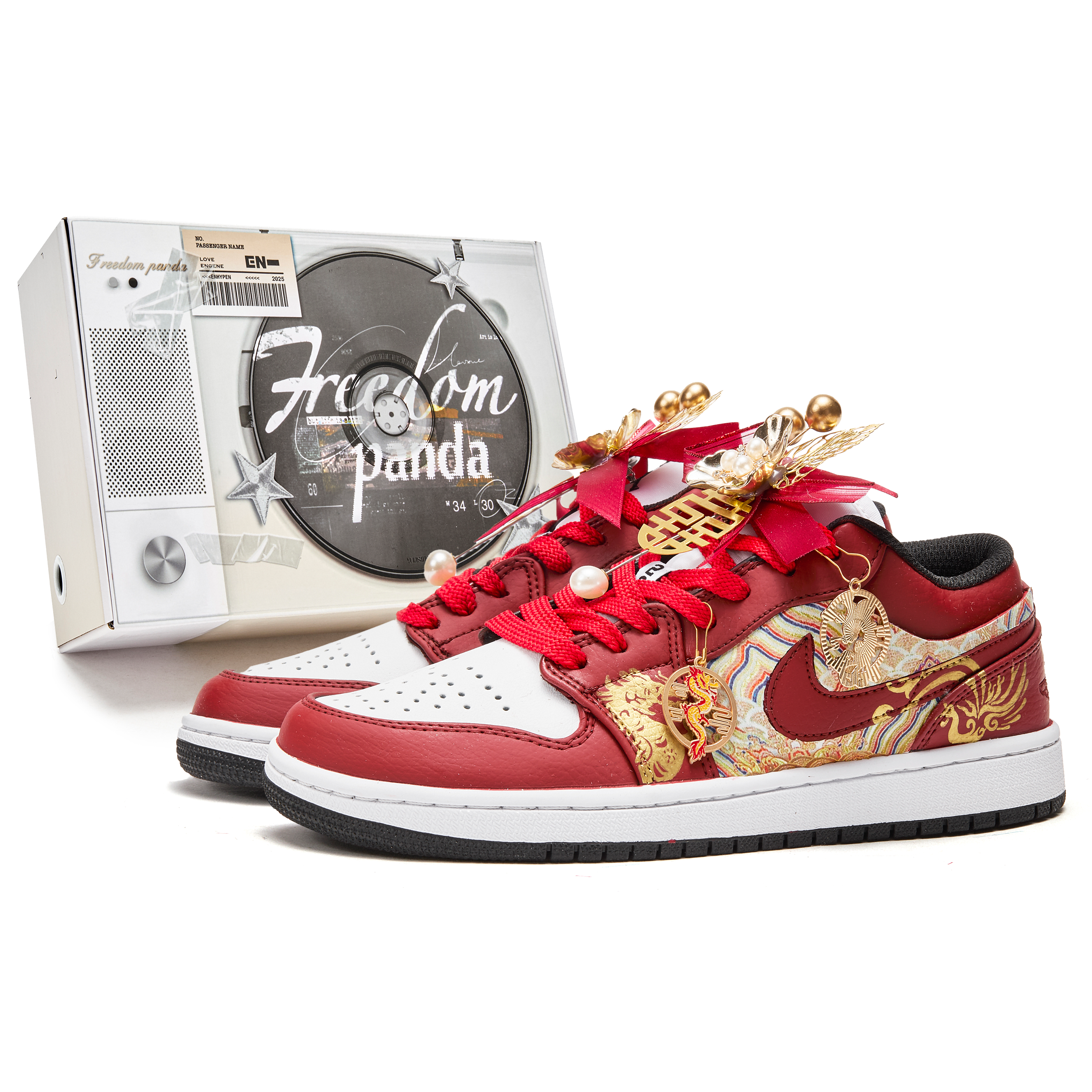 Jordan Air Jordan 1 Slip Resistant Abrasion Resistant Low top Vintage Basketball Shoes Women’s Red White