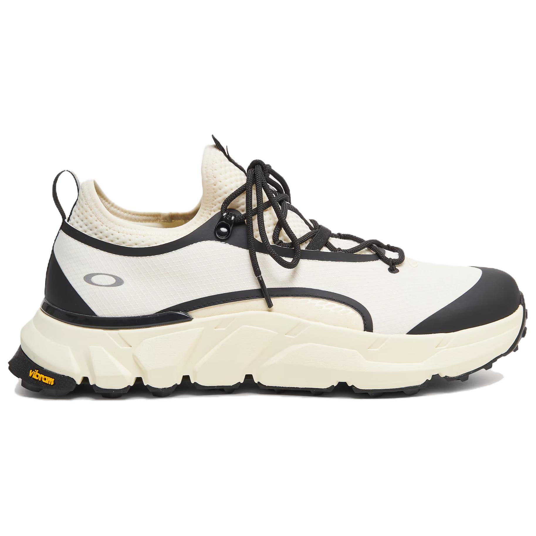 Oakley Slip Resistant Low top Hiking Shoes Men’s Ecru