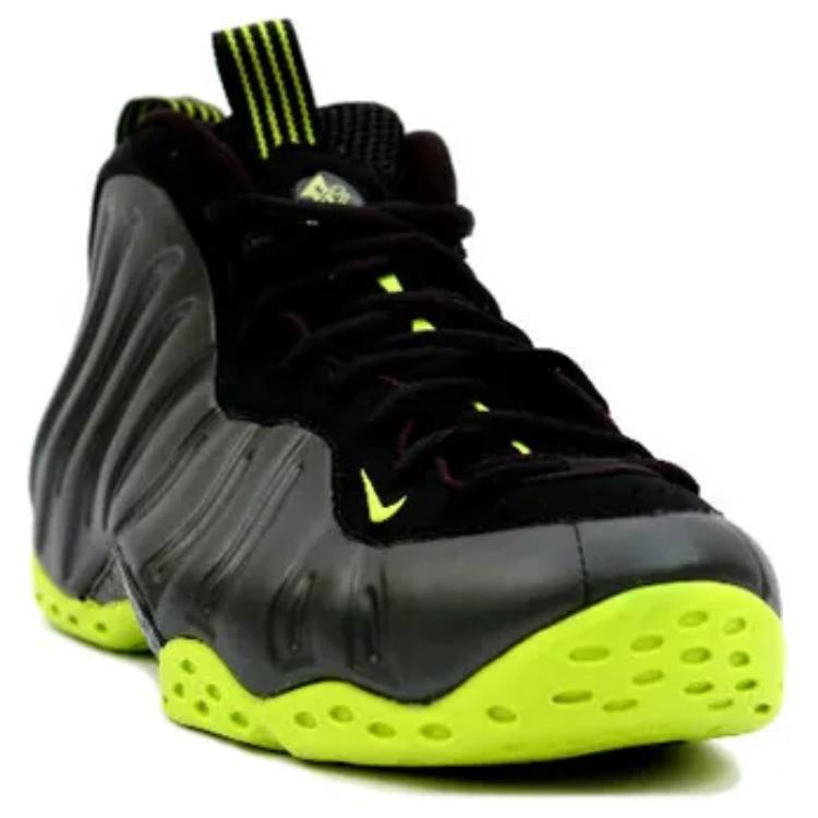 Nike Air Foamposite One Black Volt