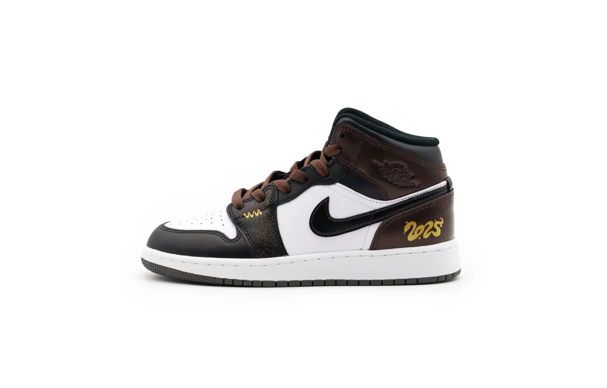 Jordan Air Jordan 1 Cushioning Abrasion Resistant Mid top Vintage Basketball Shoes Unisex Black