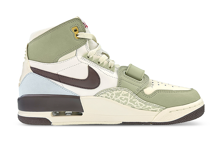Jordan Legacy 312 Mid top Vintage Basketball Shoes Men’s White Green Gold