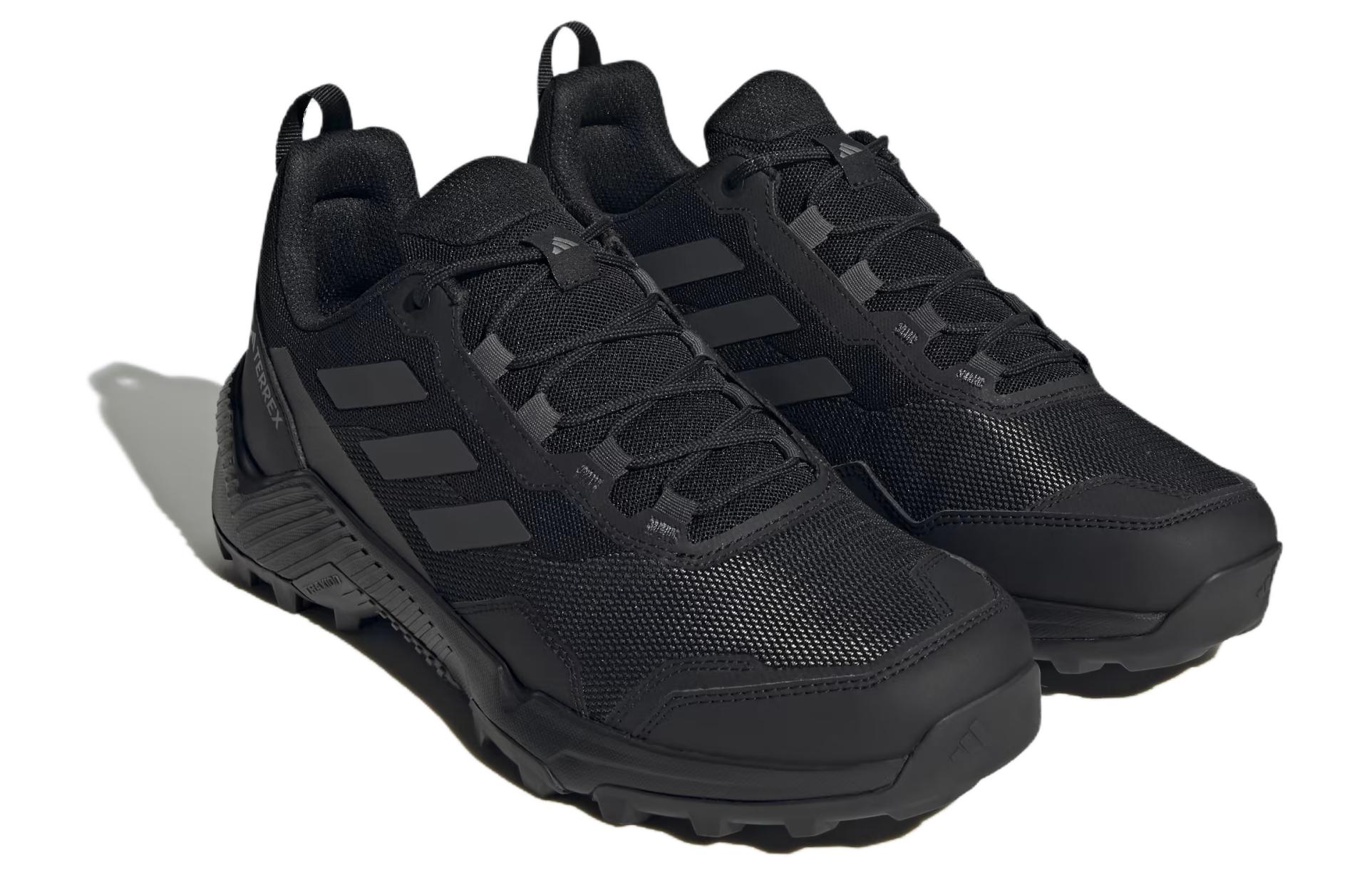 Adidas Eastrail 2.0 ‘Black Carbon’