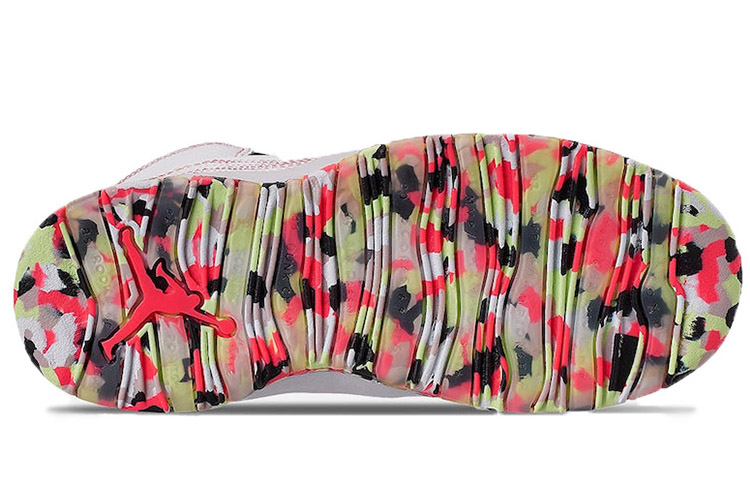 Женские кроссовки Jordan Air Jordan 10 Ember Glow (белые с камуфляжем) — Белый — фото 5