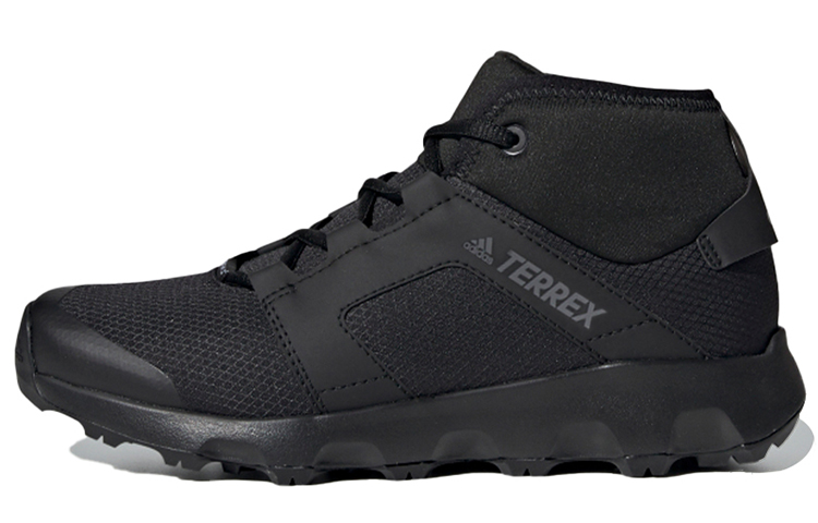 Женские ботинки adidas Terrex Voyager (черные) — фото 1