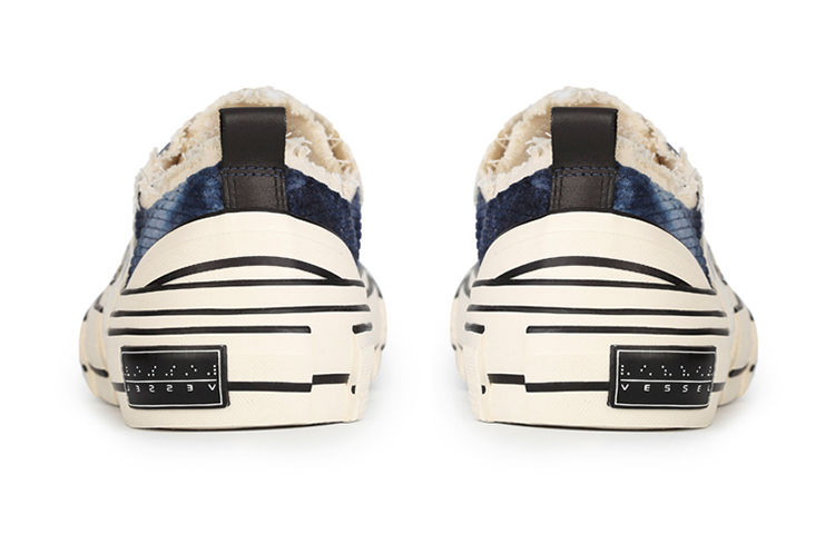 VESSEL Low top Canvas Shoes Unisex Blue