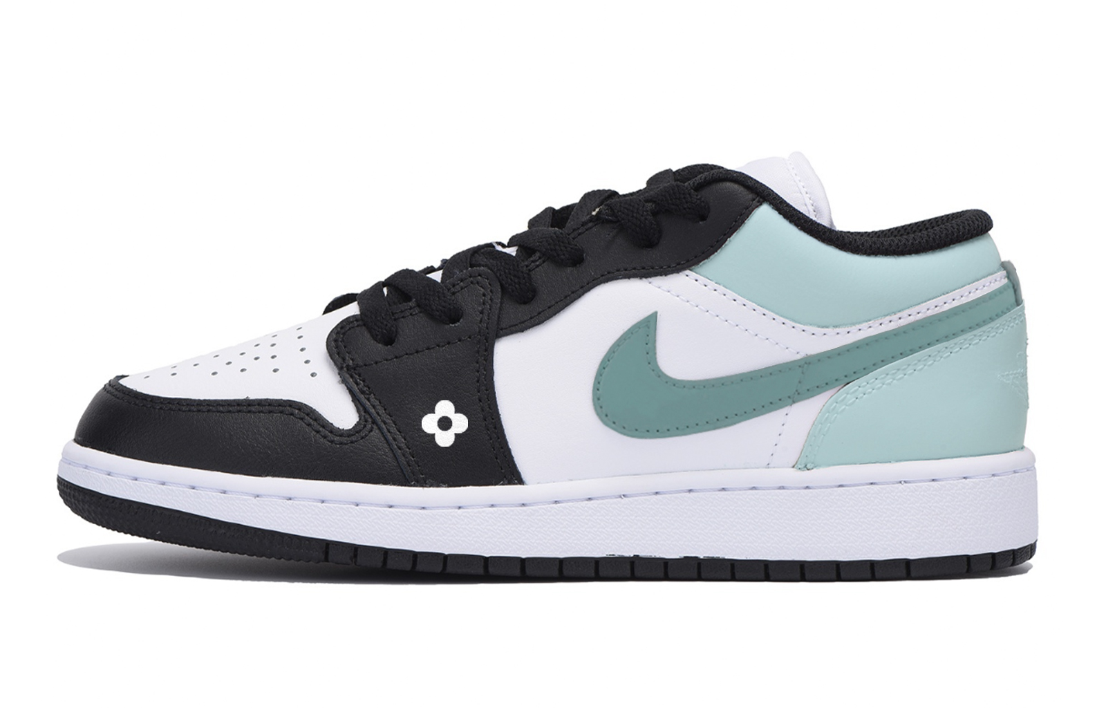 Jordan Air Jordan 1 Low top Vintage Basketball Shoes Men’s White