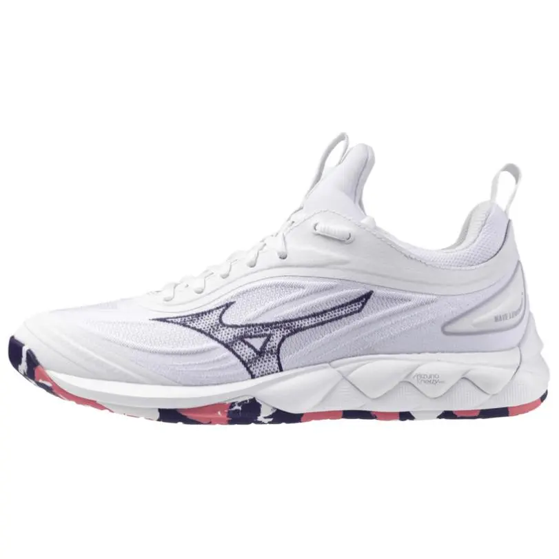 Mizuno Wave Luminous 3 Abrasion Resistant Lightweight Low top Training Shoes Women's White