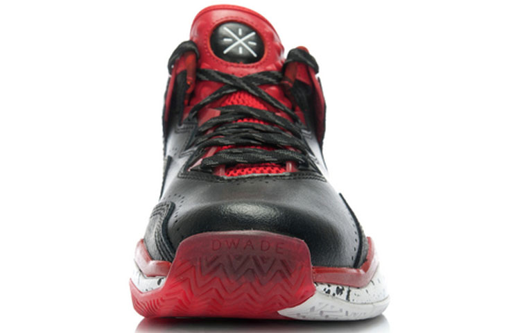 Li Ning WOW 3 Lightweight Anti Slip Mid top Basketball Shoes Men’s Black Red White