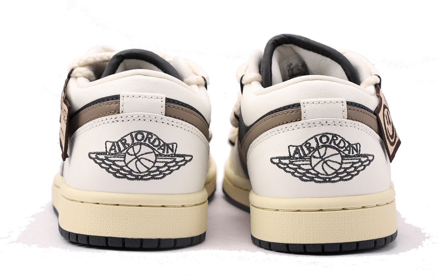 Jordan Air Jordan 1 Slip Resistant Abrasion Resistant Low top Vintage Basketball Shoes Women’s White Black Brown