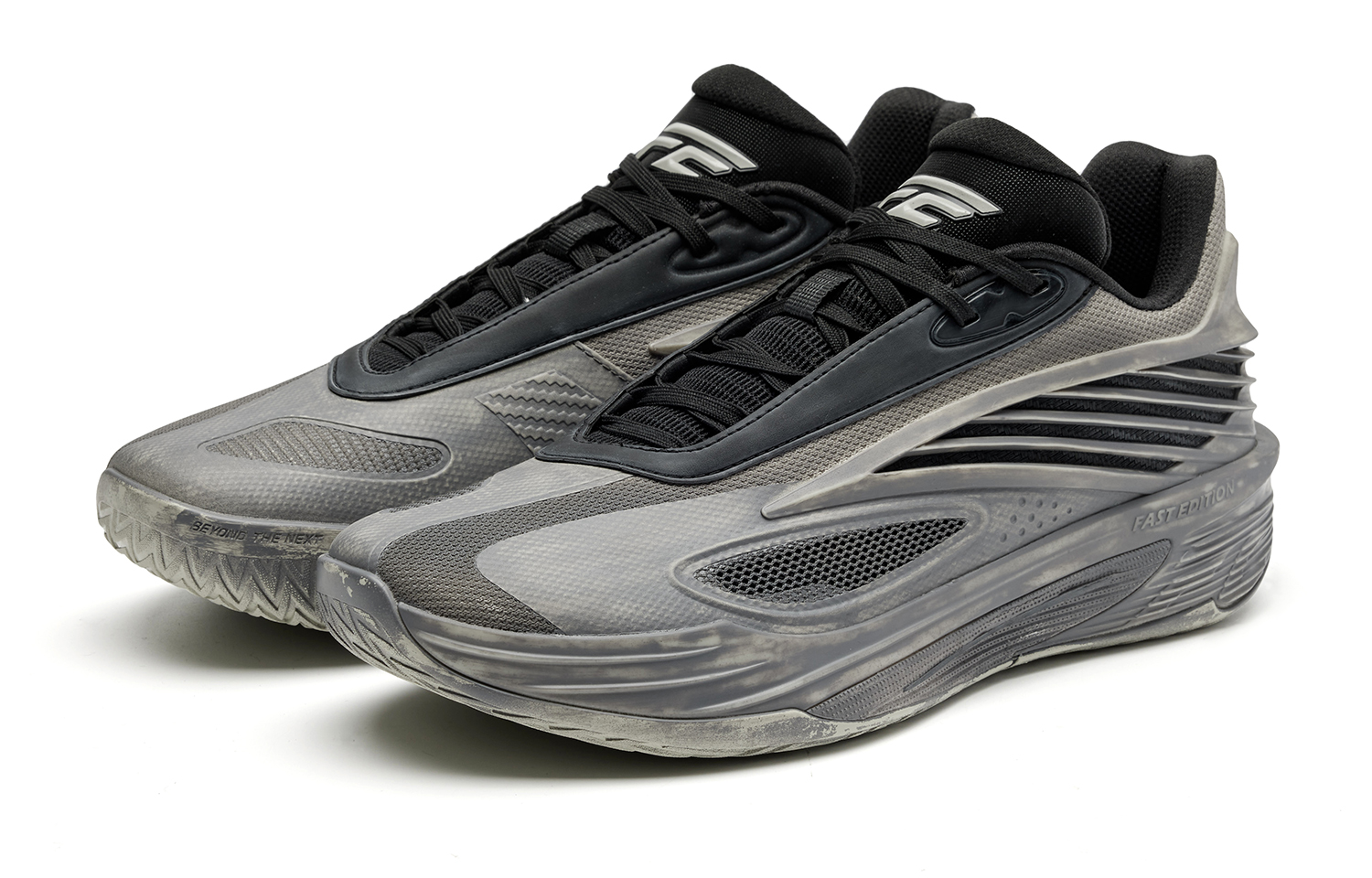 QIAODAN FE3.5 Mystery Trail Cushioning Slip Resistant Abrasion Resistant Breathable Anti Twist Grip