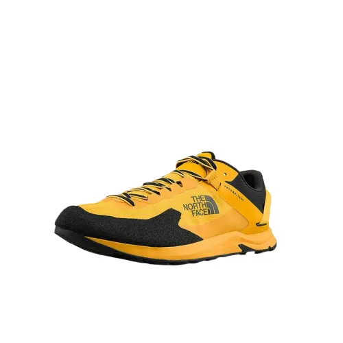 THE NORTH FACE Futurelight Low top Hiking Shoes Men's Gold Black