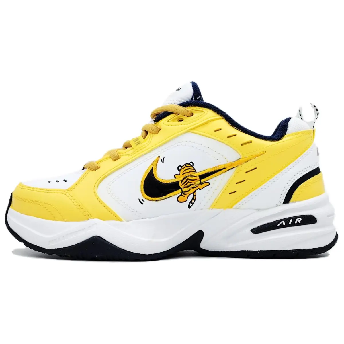 Nike Air Monarch 4 PU Leather Slip Resistant, Abrasion Resistant, Coverage, Balance, Height Increasing