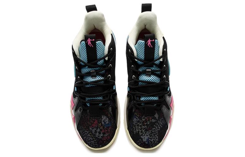 QIAODAN Comfortable Slip Resistant Abrasion Resistant Low top Basketball Shoes Men’s Black
