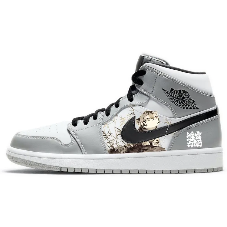 Jordan Air Jordan 1 Slip Resistant Abrasion Resistant Mid top Vintage Basketball Shoes Men's Smoke Gray