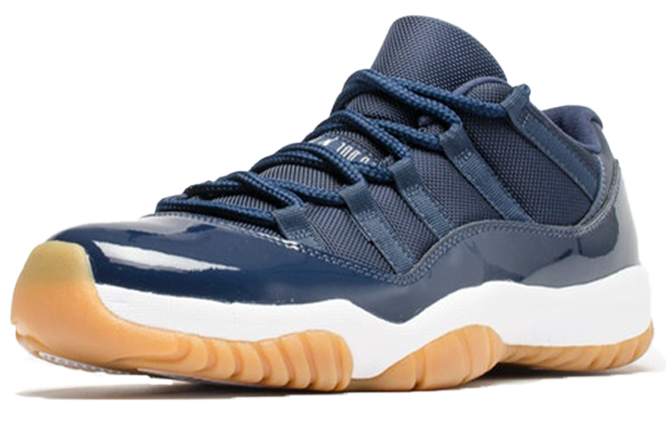 Jordan 11 Retro Low Midnight Navy