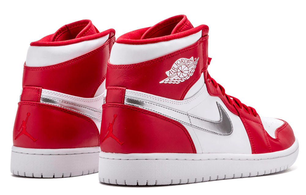 Jordan 1 Retro Silver Medal