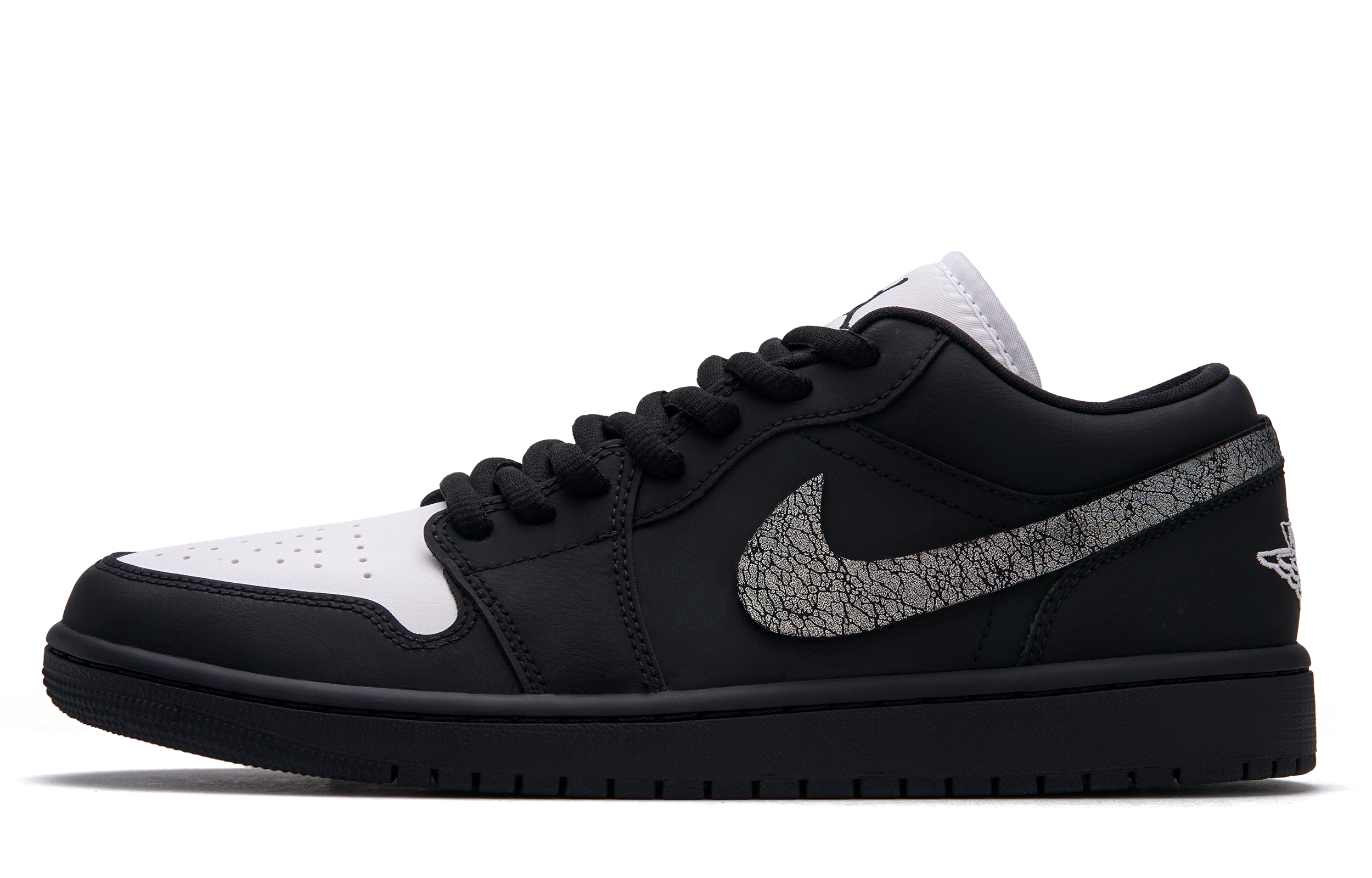 Jordan Air Jordan 1 Slip Resistant Abrasion Resistant Low top Vintage Basketball Shoes Women’s Black White