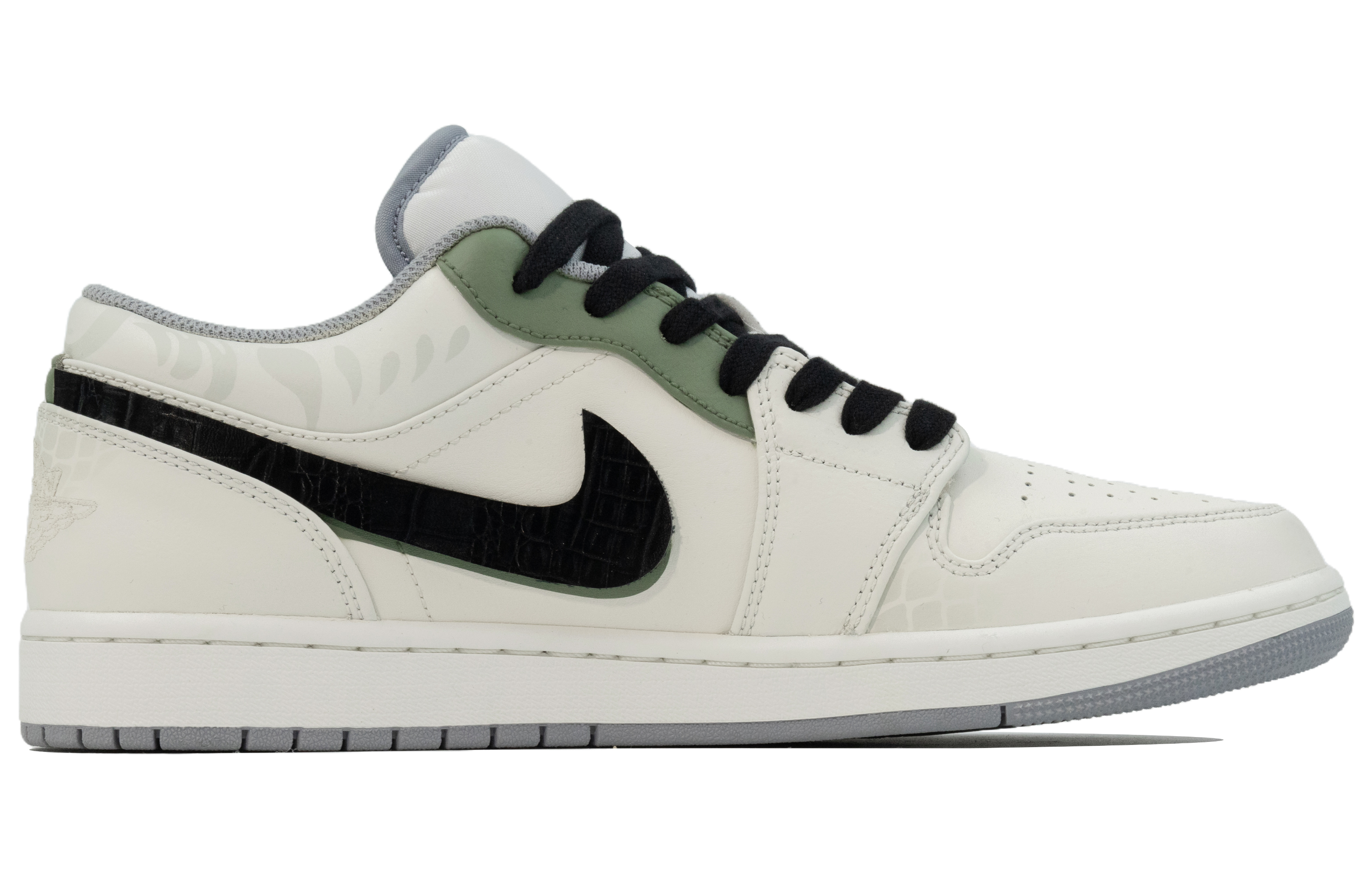 Jordan Air Jordan 1 Slip Resistant Abrasion Resistant Low top Vintage Basketball Shoes Men’s Beige Black Green