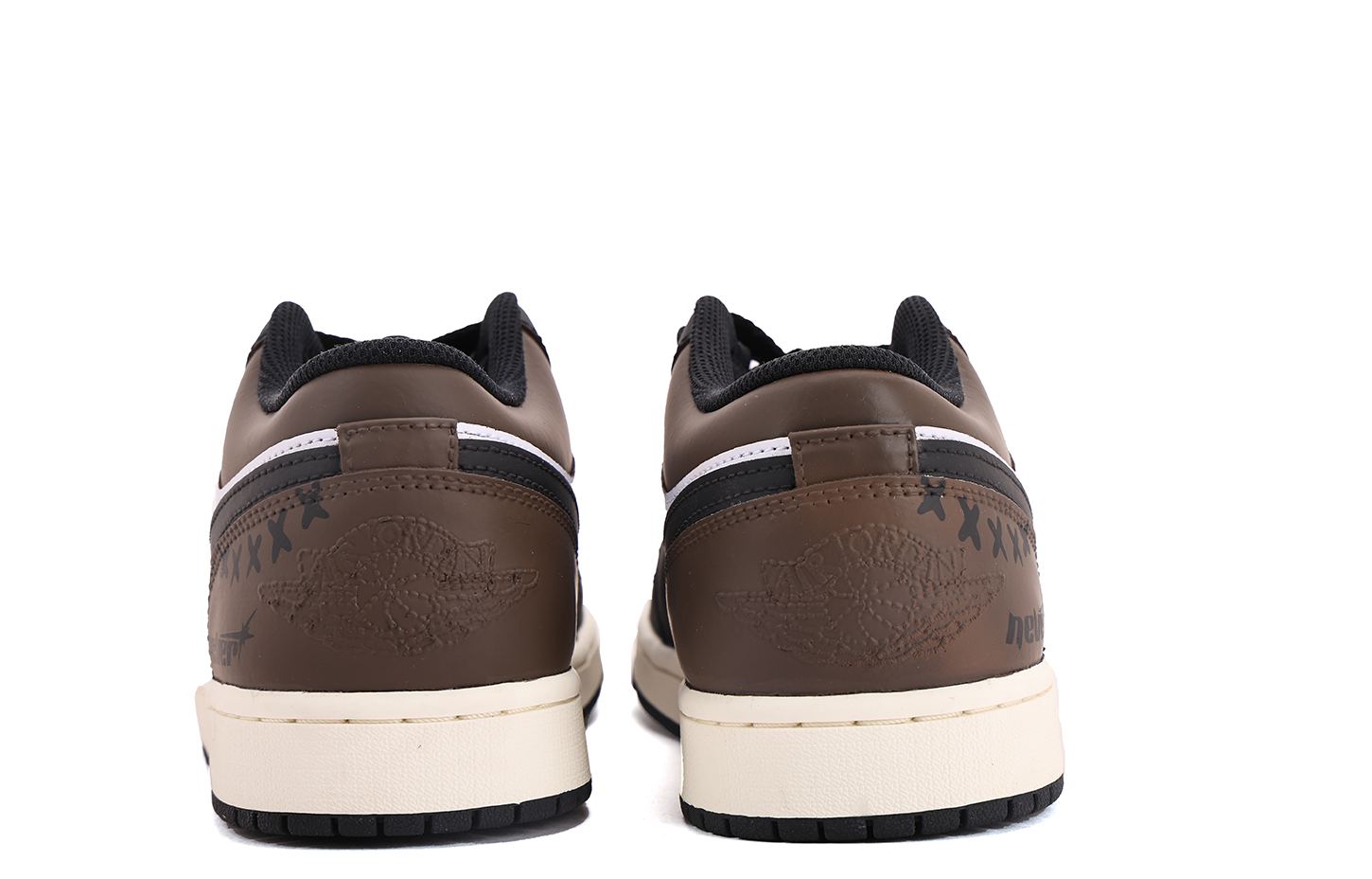 Jordan Air Jordan 1 Abrasion Resistant Coverage Low top Vintage Basketball Shoes Men’s Black Brown