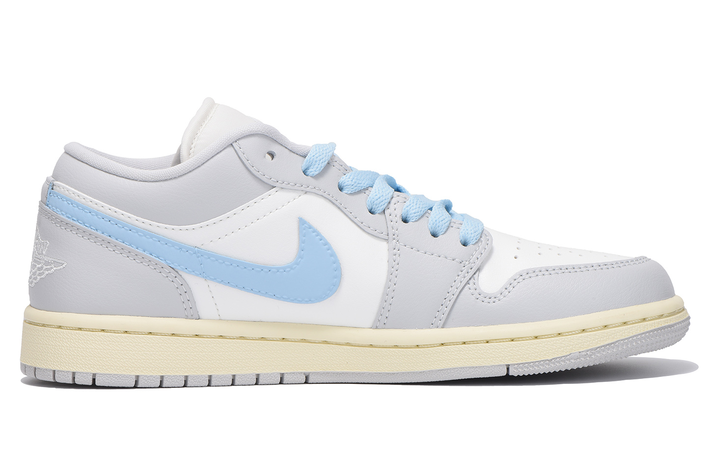 Jordan Air Jordan 1 Slip Resistant Abrasion Resistant Low top Vintage Basketball Shoes Women’s White Blue