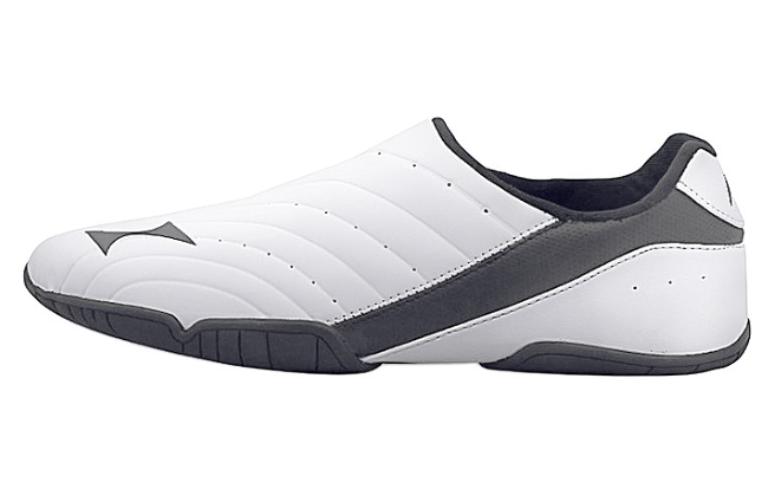 HEALTH Low top Training Shoes Unisex White