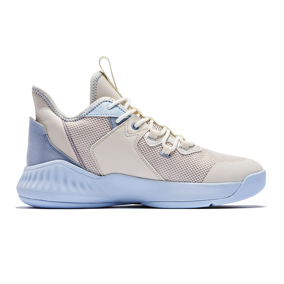 QIAODAN Cushioning Slip Resistant Abrasion Resistant Low top Basketball Shoes Men’s White Blue