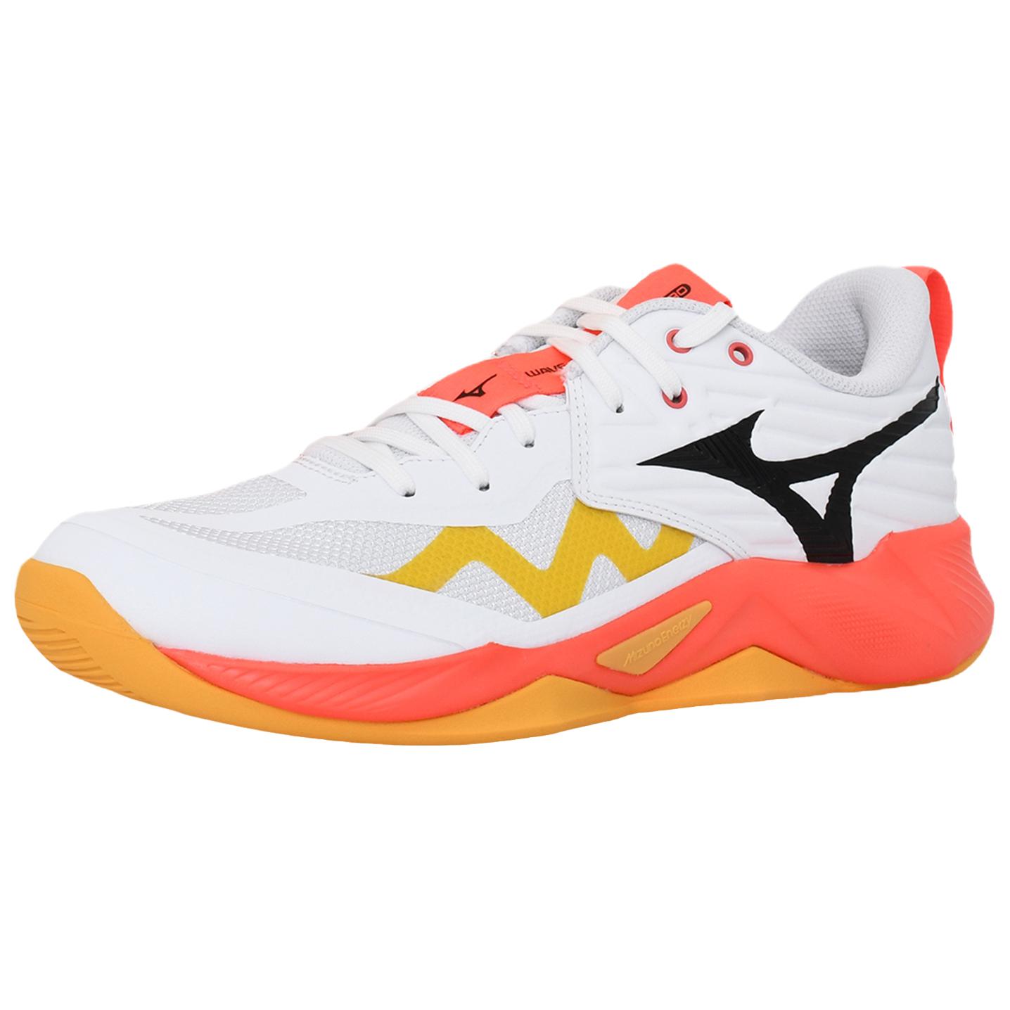 Mizuno WAVE MOMENTUM PRO Low top Training Shoes Unisex White