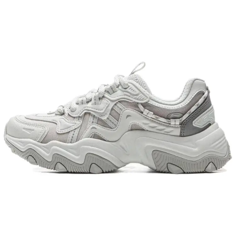 Li Ning Cat Paw Lite 2 Slip Resistant Abrasion Resistant Low top Chunky Sneakers Women's White