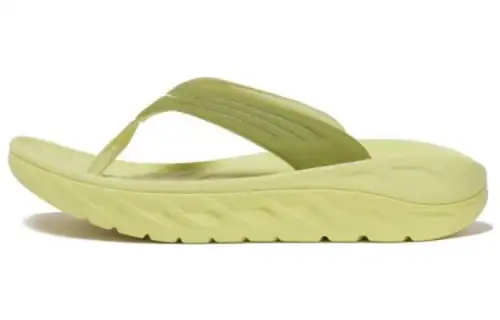 HOKA ONE ONE Ora Recovery Flip Green Moss Celery Root