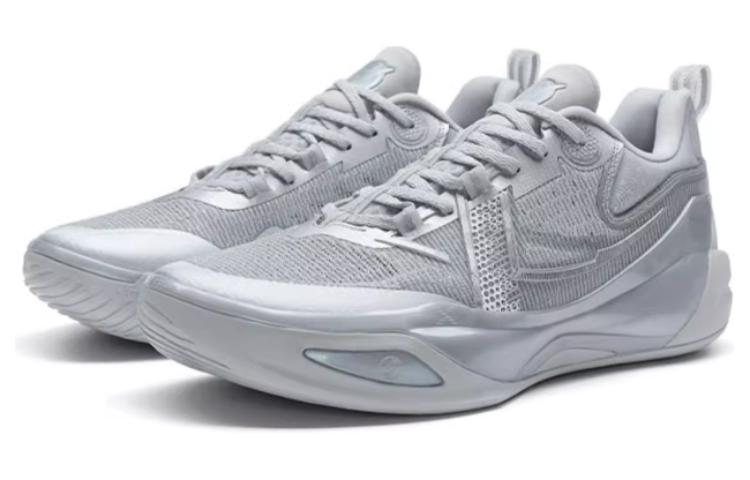 XTEP Serpent Strike Abrasion Resistant Breathable Low top Basketball Shoes Men’s Silver Gray