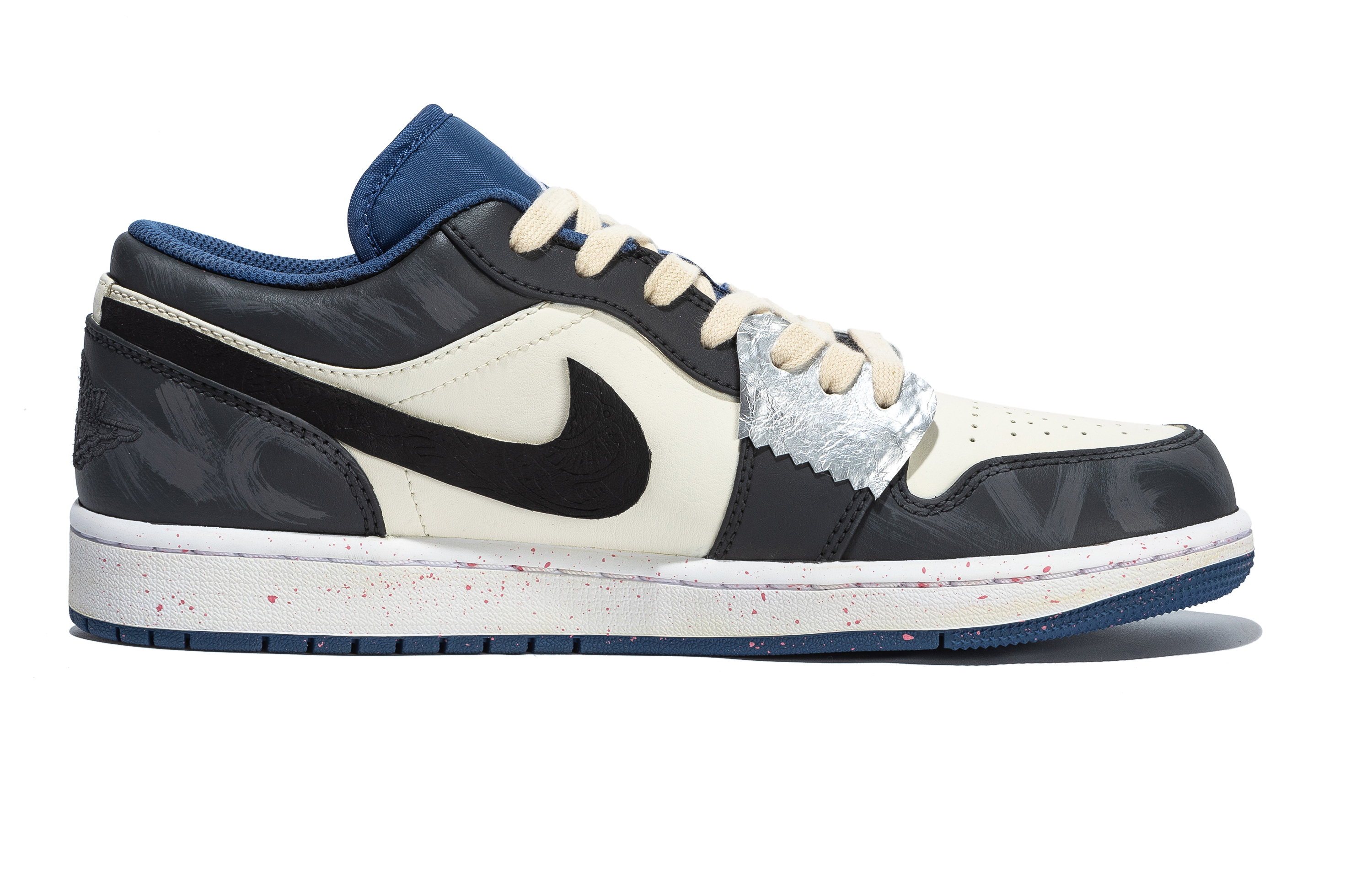 Jordan Air Jordan 1 Wearing Brocade At Night Slip Resistant Abrasion Resistant Low top Vintage Basketball Shoes Men’s