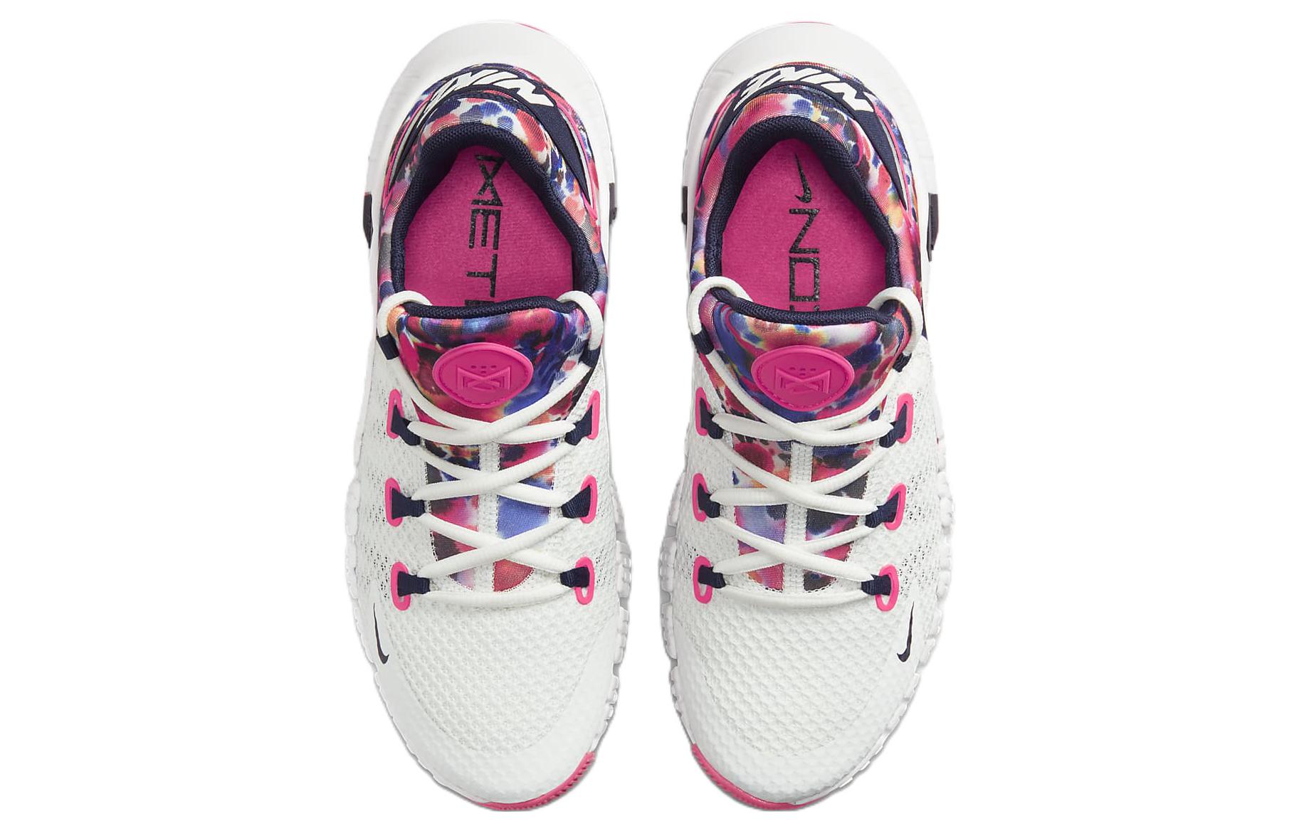 Женские кроссовки Nike Free Metcon 4 (бело-розовые) — фото 4
