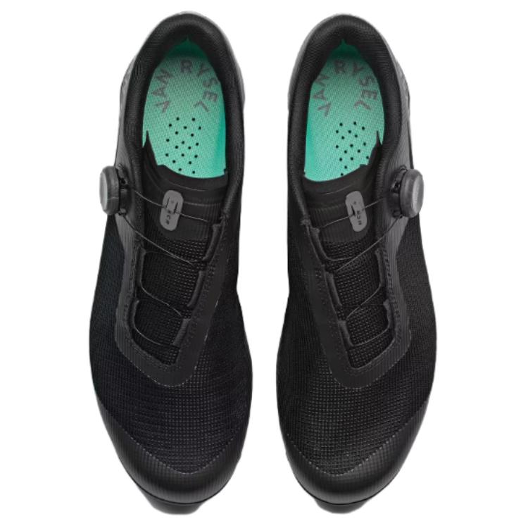 DECATHLON Slip Resistant Slip Resistant Low top Cycling Shoes Men’s Black