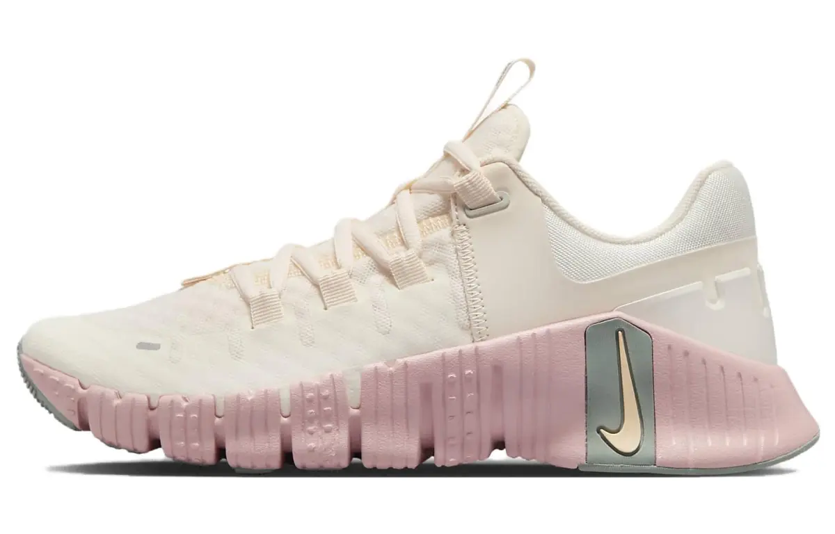 Nike Free Metcon 5 Workout Shoes 'Pale Ivory Ice Peach' Women's