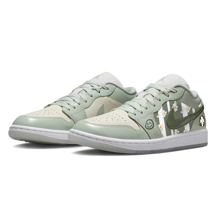 Jordan Air Jordan 1 Fashion Low top Vintage Basketball Shoes Women’s Green