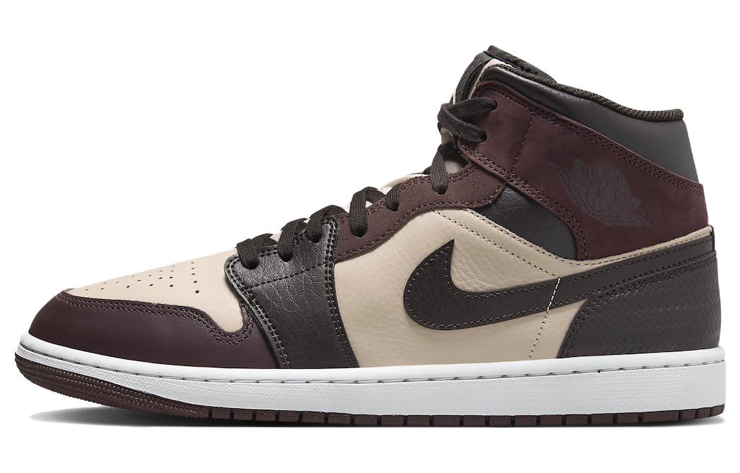 Мужские кроссовки Jordan Air Jordan 1 SE (коричнево-бежево-черные)