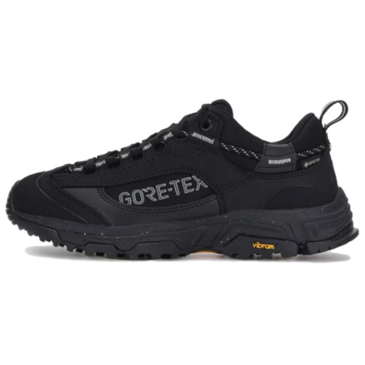 KOLON SPORT Move Cushioning Slip Resistant Abrasion Resistant Low top Hiking Shoes Unisex Black