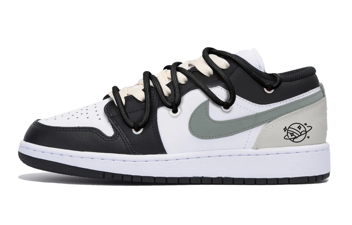 Jordan Air Jordan 1 Slip Resistant Abrasion Resistant Low top Vintage Basketball Shoes Men's Black White Gray