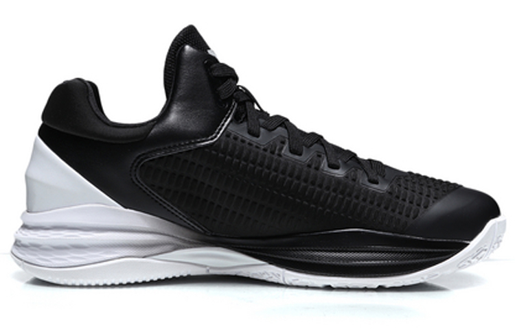 Li Ning Night Stalker Professional Competition Shoes Non slip Lightweight Low top Basketball Shoes Men’s Black White