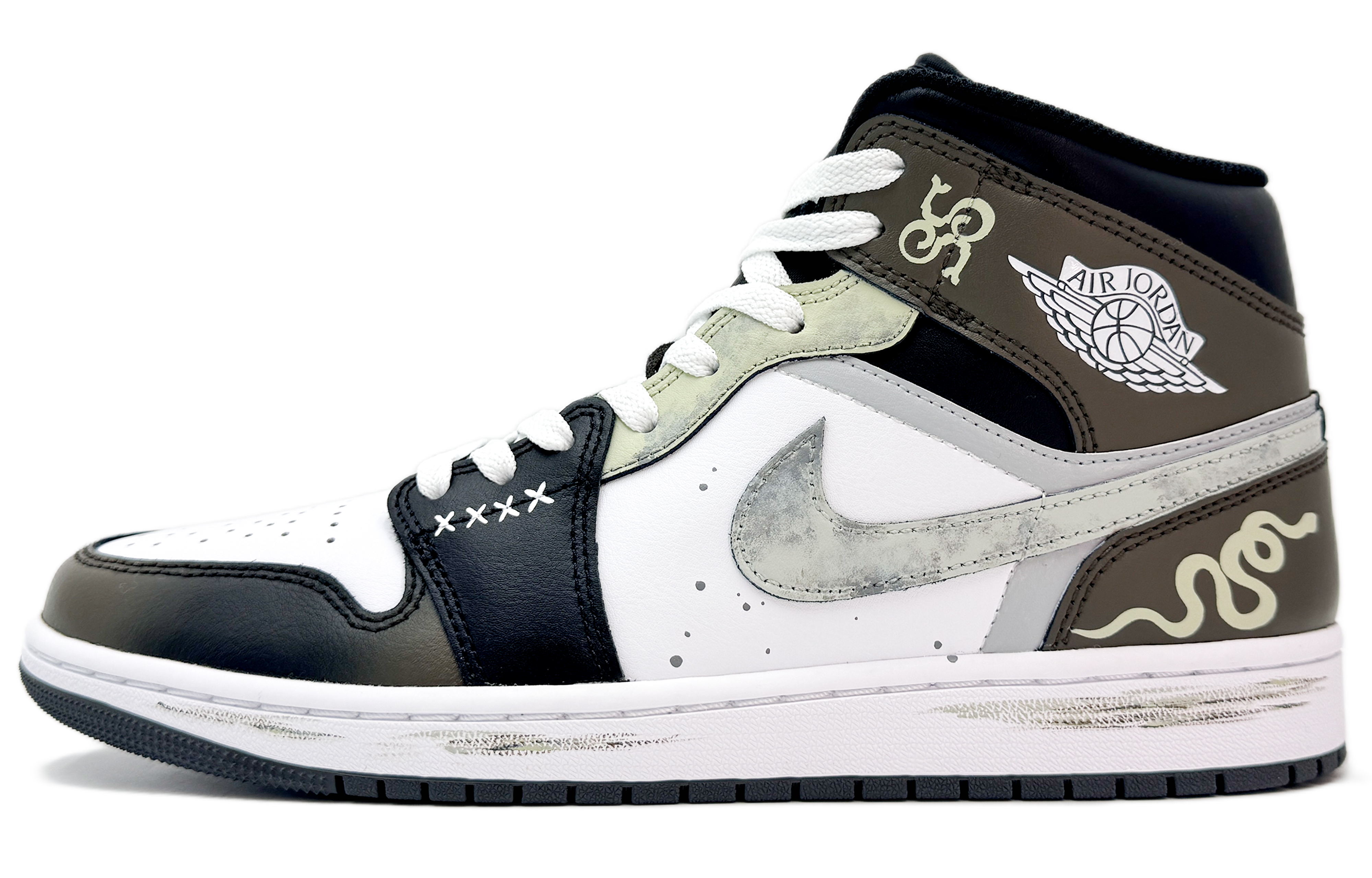 Jordan Air Jordan 1 Abrasion Resistant Mid top Vintage Basketball Shoes Unisex Black White Brown