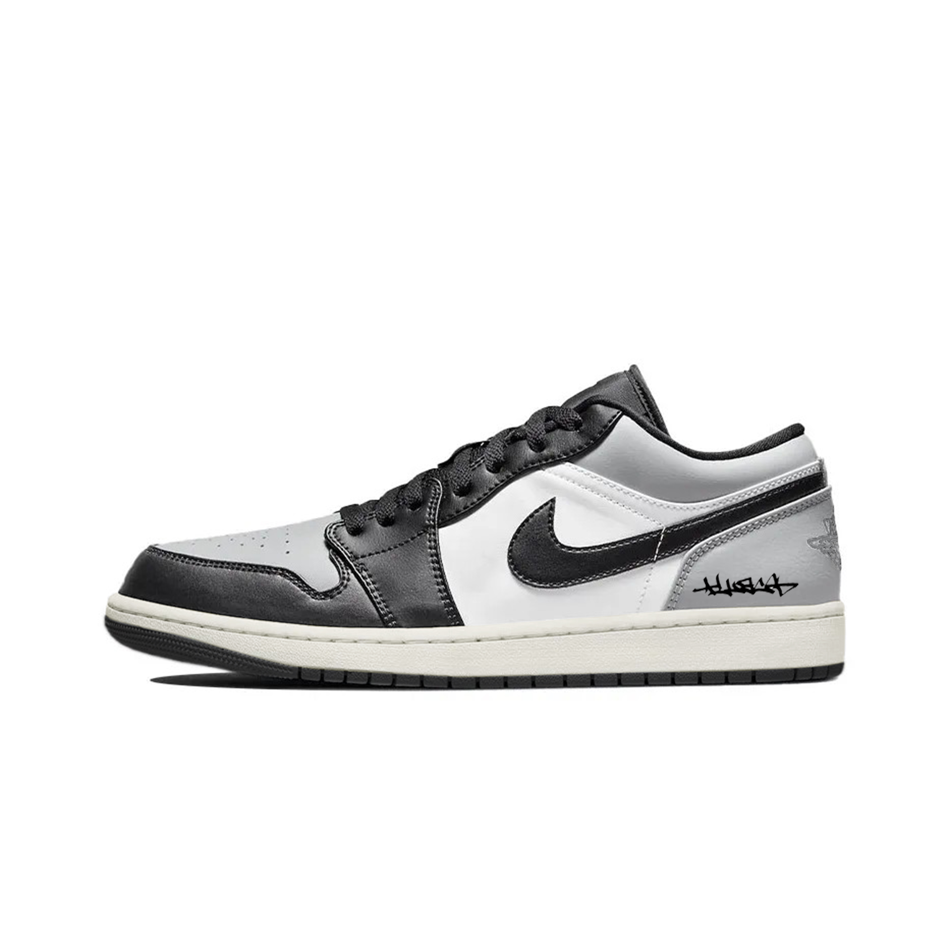 Jordan Air Jordan 1 Slip Resistant Abrasion Resistant Low top Vintage Basketball Shoes Unisex