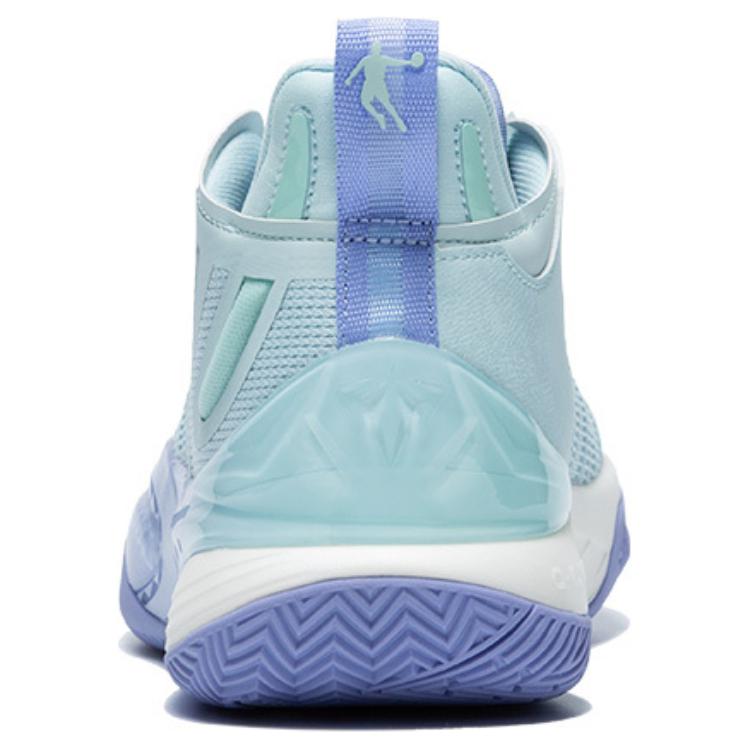 QIAODAN Poisonous Fangs Lite Slip Resistant Low top Basketball Shoes Men’s Powder Blue Aster