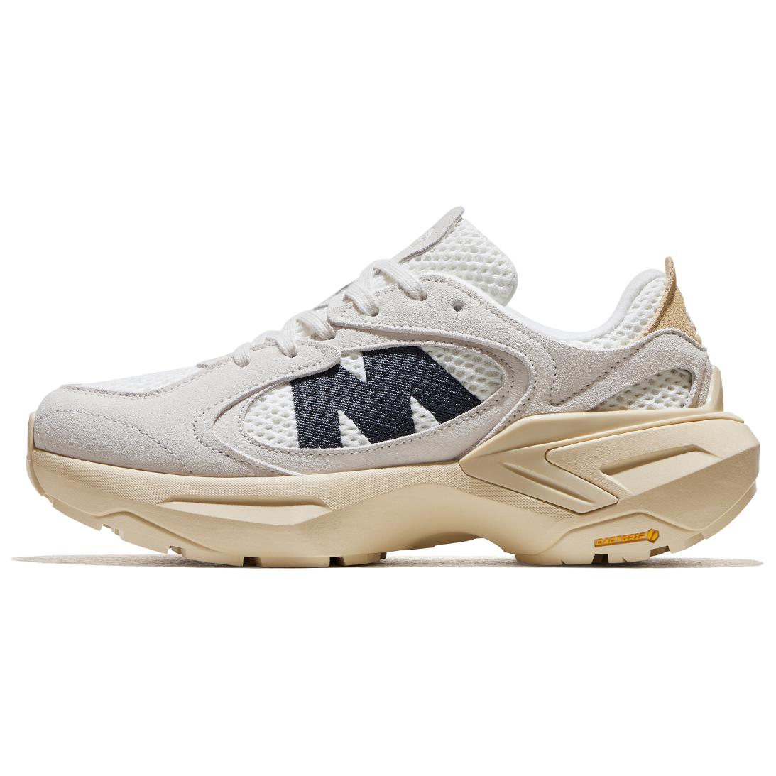 CAMEL Wear resistant And Lightweight Low top Mountaineering Shoes Women’s