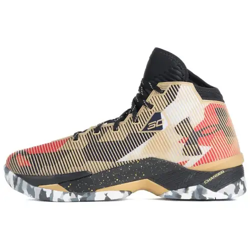 Under Armour Curry 2.5 Cushioning, Wear Resistant High top Basketball Shoes Men's Beige Black