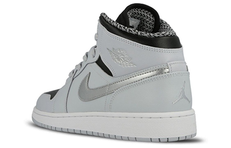 Jordan 1 Retro Mid GS Pure Platinum