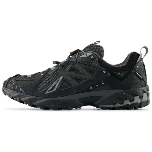New Balance 610 Black Castlerock