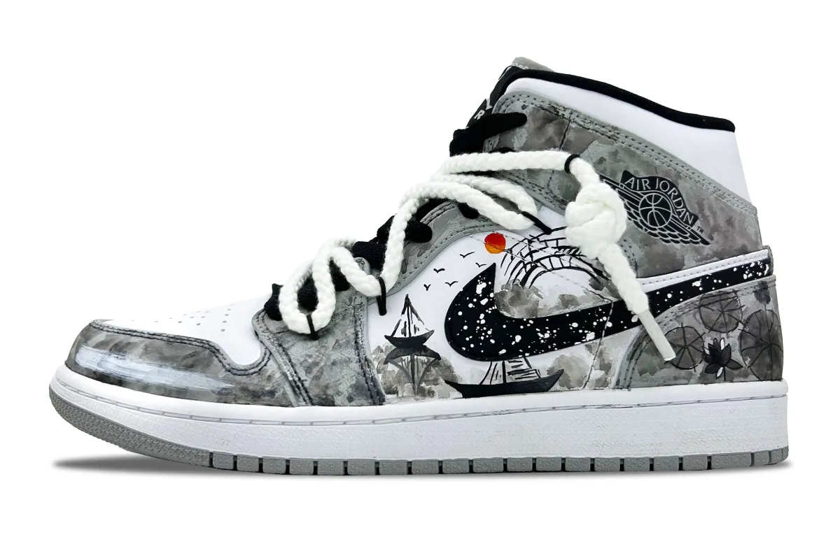 Jordan Air Jordan 1 Cushioning Mid-top Skateboard Shoes Men's Black White
